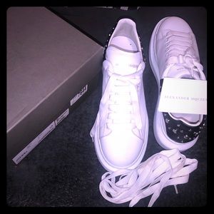 MEN ALEXANDER MCQUEEN